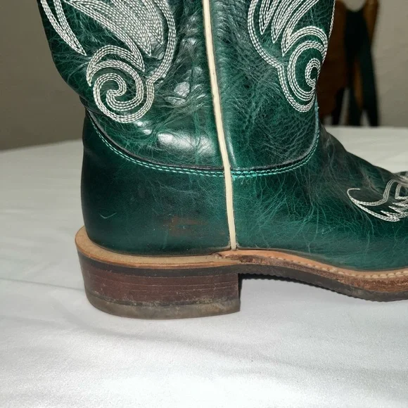 Green Justin Boots with Embroidery - Picture 5 of 7